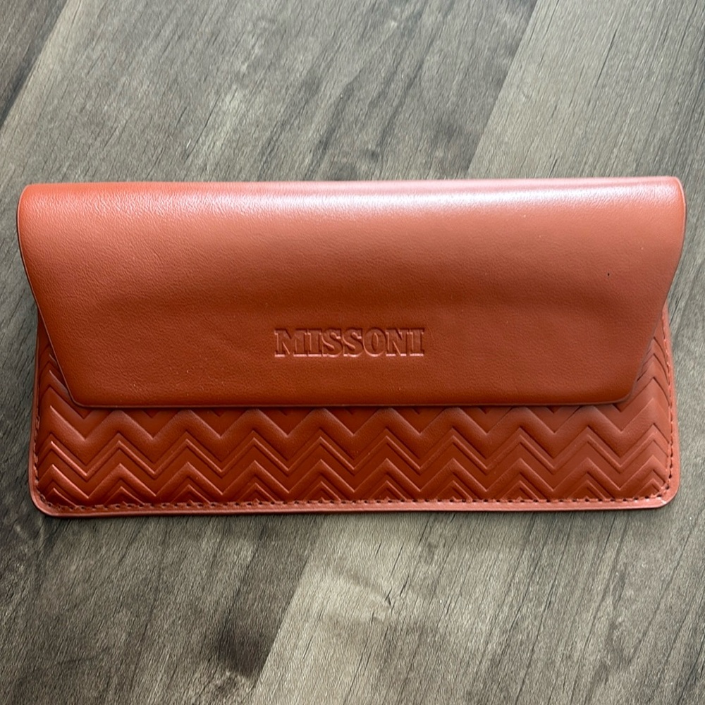 Missoni eyeglasses case.